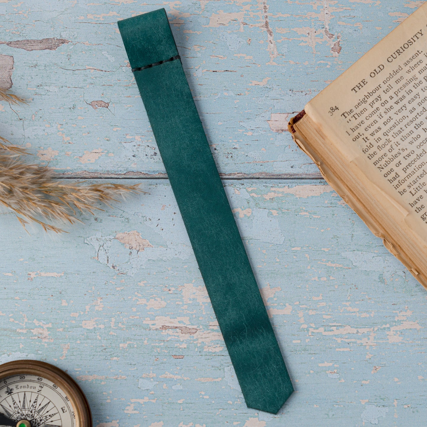 Slim Leather Bookmark – Personalised